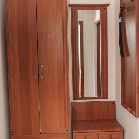 Hotel карпаты *