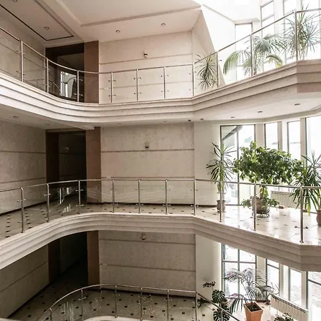 карпати Hotel Chust