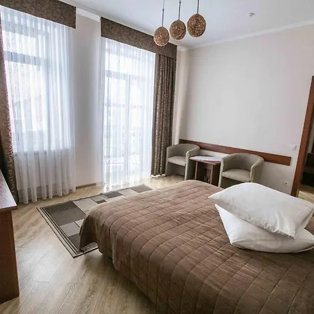 Hotel карпати Khust