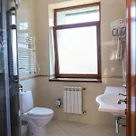 карпати Hotel