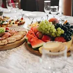 карпати Hotel