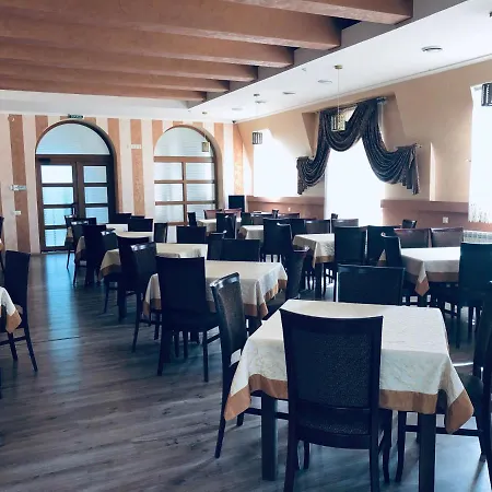 Szálloda карпати Huszt